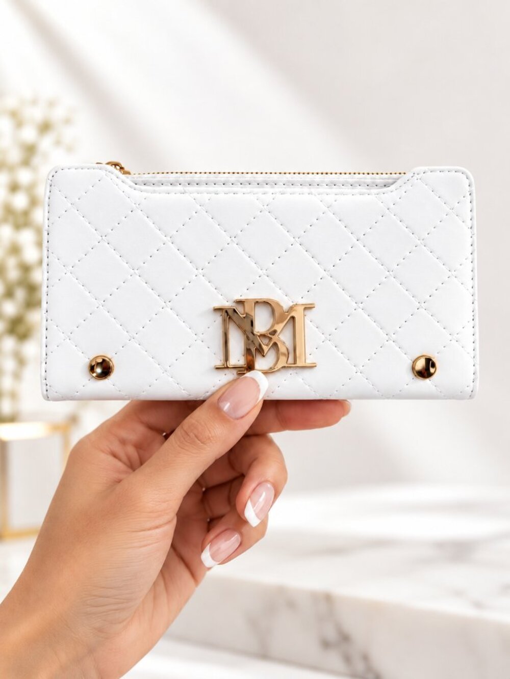 Badgley Mischka White Vegan Leather Long Card Wallet Gold Hardware NWT